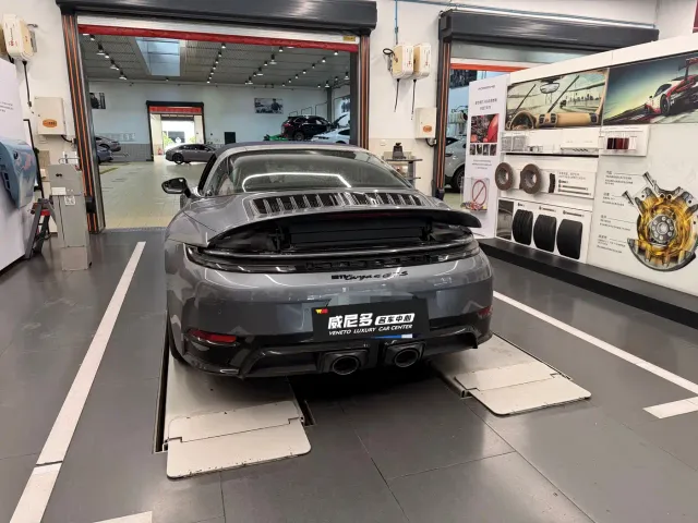 Porsche 911 — Фото автомобиля 6