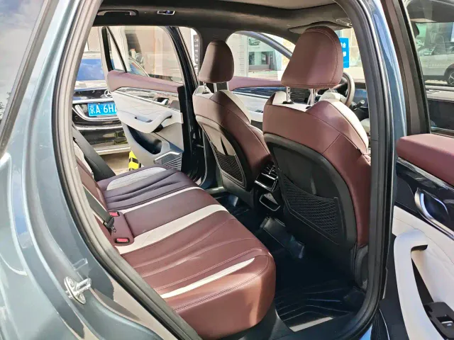Geely Xingyue L — Фото автомобиля 12