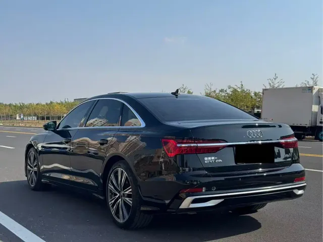 Audi A6L — Фото автомобиля 7