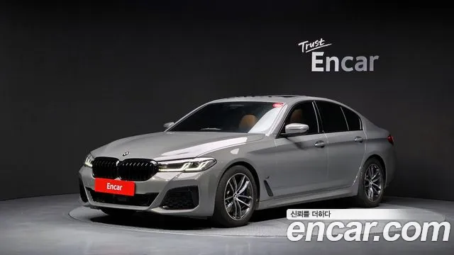 Фотография автомобиля — BMW 5-Series