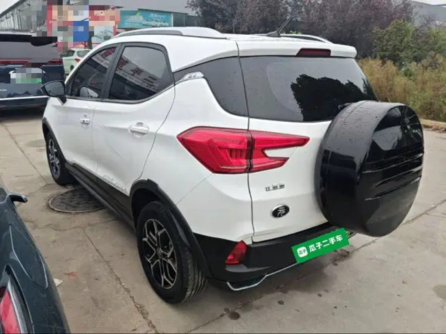 BYD Yuan Pro — Фото автомобиля 4