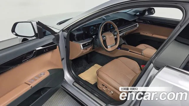 Hyundai Grandeur GN7 — Фото автомобиля 15