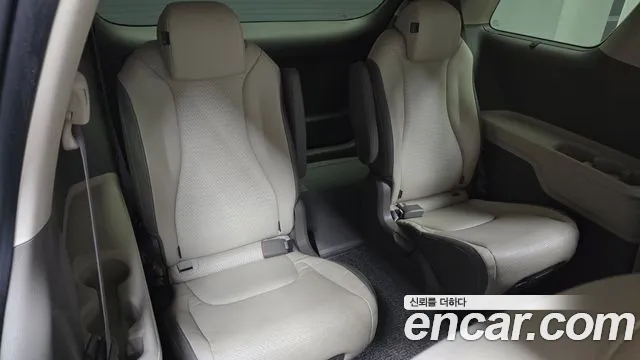 Kia Carnival 4th Gen — Фото автомобиля 18