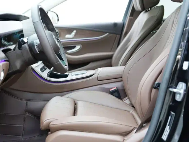 Mercedes-Benz E-Class — Фото автомобиля 7