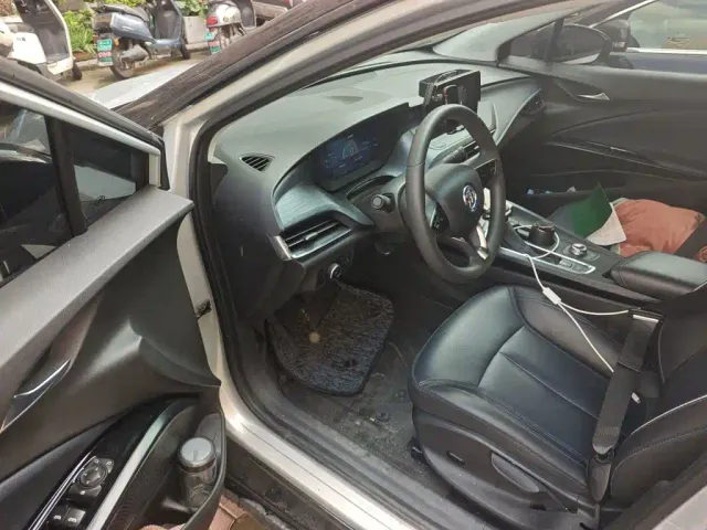 Buick Velite 6 — Фото автомобиля 13