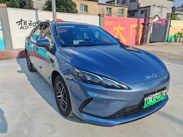 BYD Seal 05 DM-i — Фото автомобиля 3