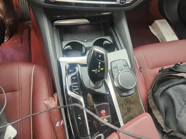 BMW 5 Series — Фото автомобиля 13