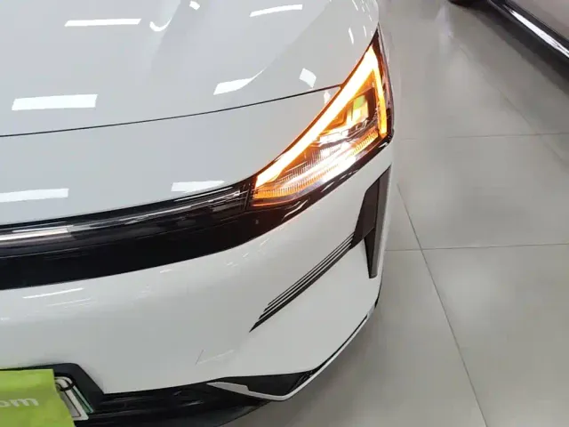 Geely Galaxy L6 — Фото автомобиля 23