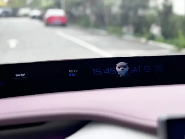 Xiaomi YU7 — Фото автомобиля 18