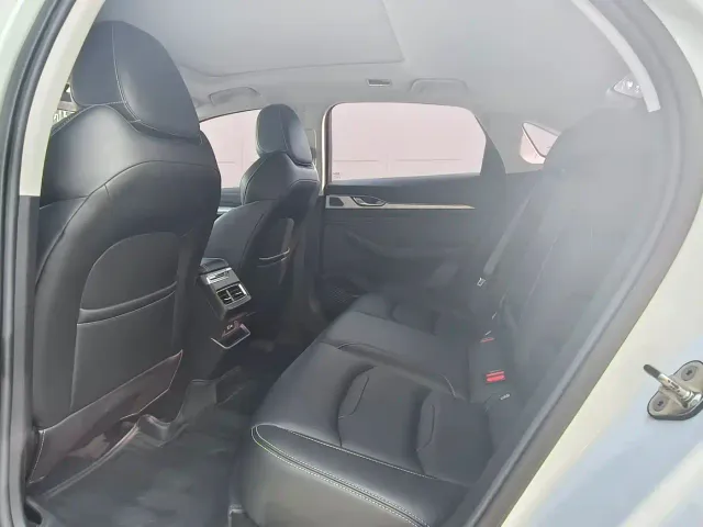 Geely Xingrui — Фото автомобиля 7