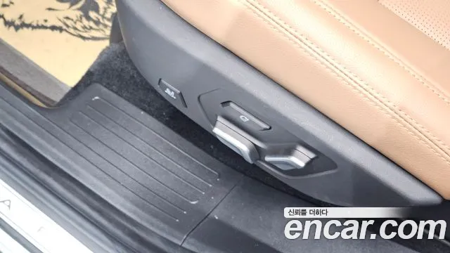 Hyundai Santa Fe MX5 — Фото автомобиля 30