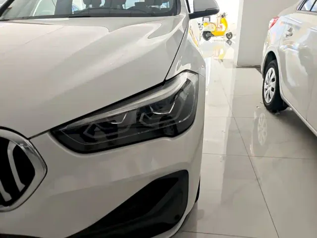 BMW X1 — Фото автомобиля 23