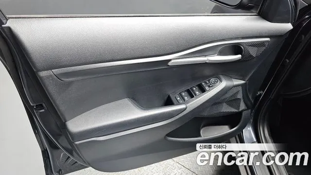 Kia Seltos New — Фото автомобиля 13