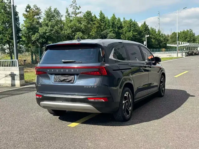 Hyundai Custo — Фото автомобиля 19
