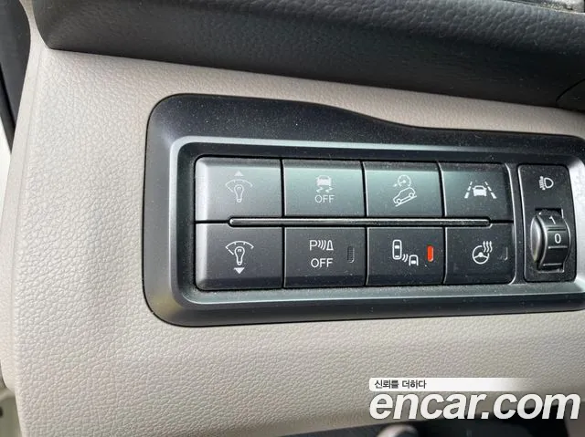 KGM Tivoli Very New — Фото автомобиля 13