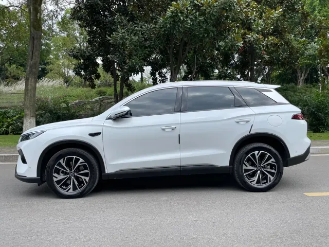 BYD Song Pro — Фото автомобиля 4
