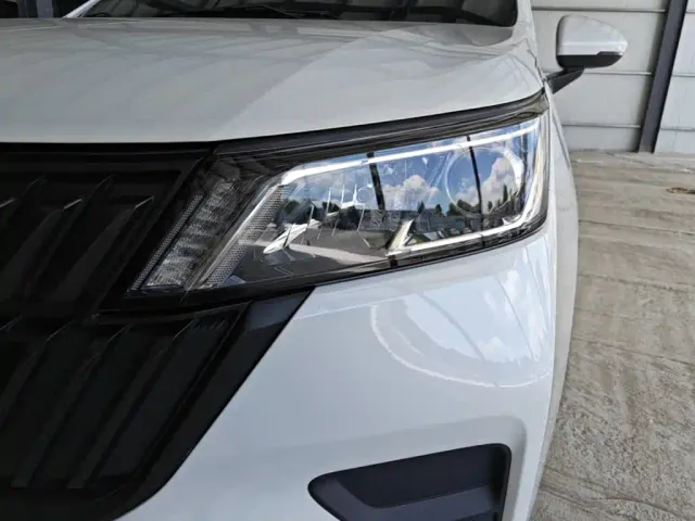 Wuling Jiachen — Фото автомобиля 23