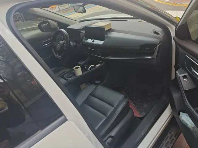Nissan X-Trail — Фото автомобиля 8