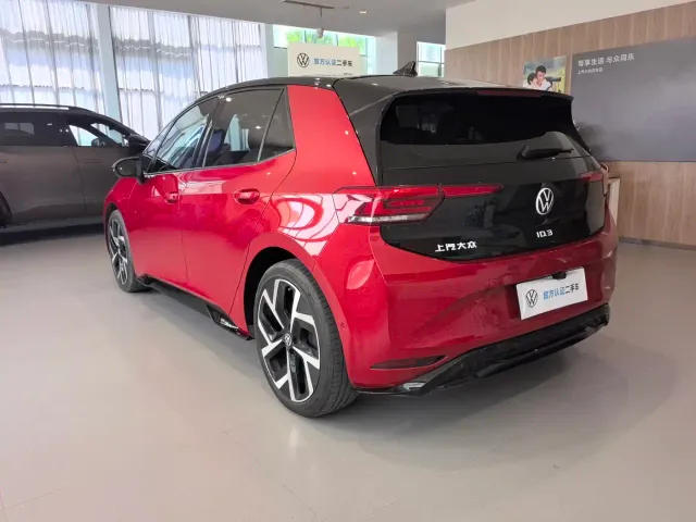 Volkswagen ID.3 — Фото автомобиля 15