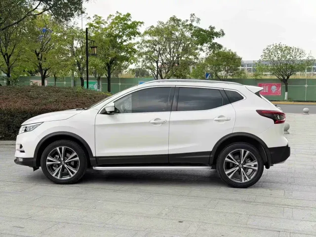 Nissan Qashqai — Фото автомобиля 13