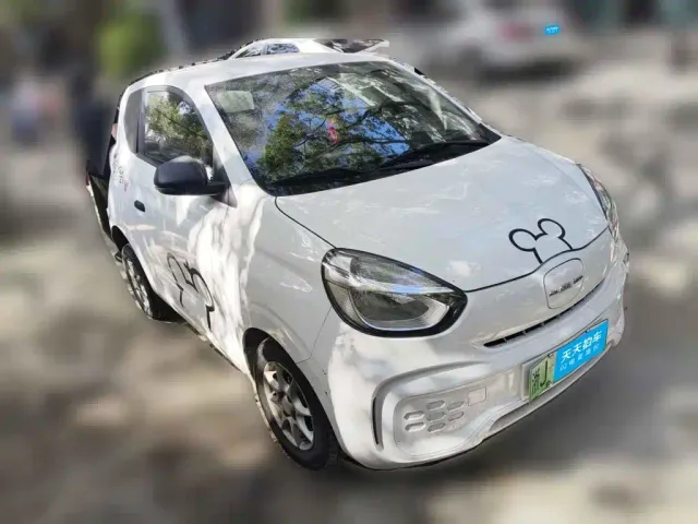 Roewe Clever — Фото автомобиля 3