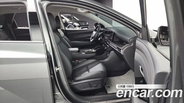 Hyundai Tucson Новый Tucson (NX4) Бензин 1.6 турбо 2WD — Фото автомобиля 23