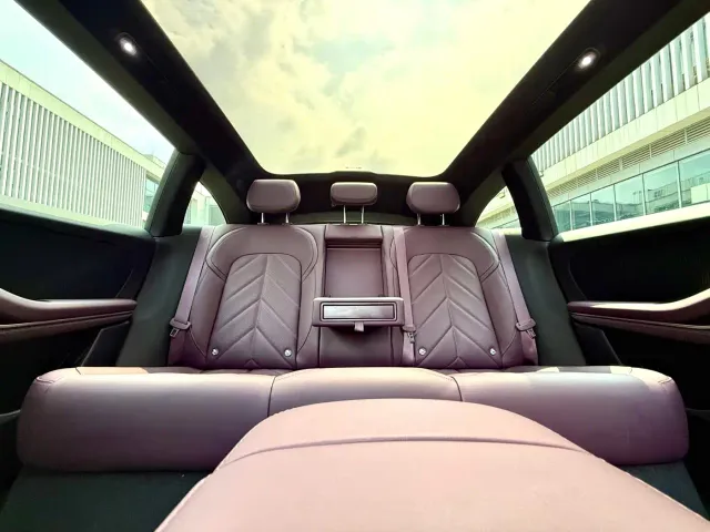 Nio ET5 Touring — Фото автомобиля 8