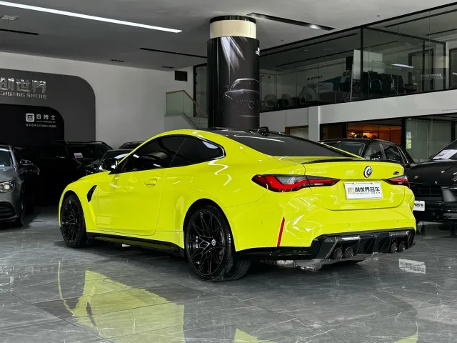BMW M4 — Фото автомобиля 5