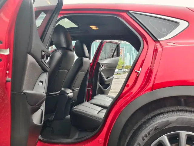 Mazda CX-4 — Фото автомобиля 8