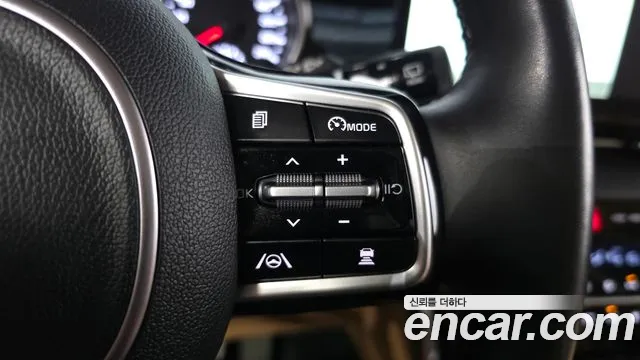 Kia Canival Carnival 4 поколение Бензин 9 мест Noblesse — Фото автомобиля 17
