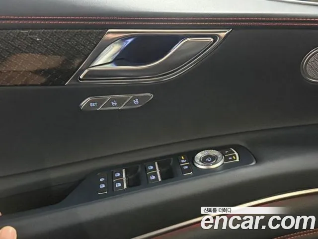 Genesis GV80 Coupe — Фото автомобиля 11