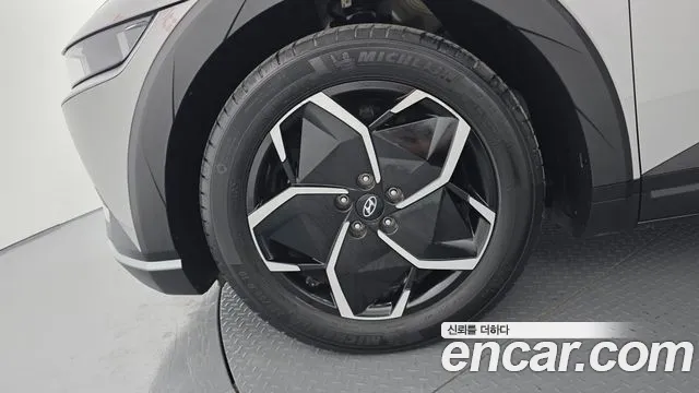 Hyundai Ioniq5 — Фото автомобиля 5
