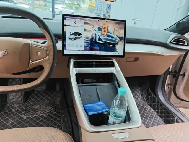 Arcfox Alpha S5 — Фото автомобиля 12