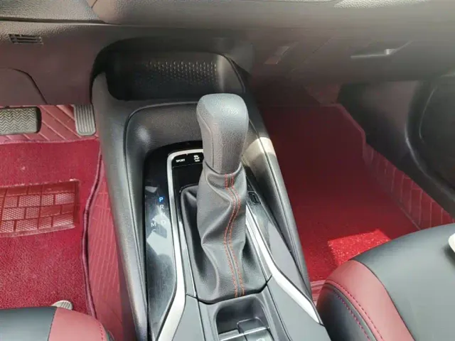 Toyota Corolla — Фото автомобиля 12