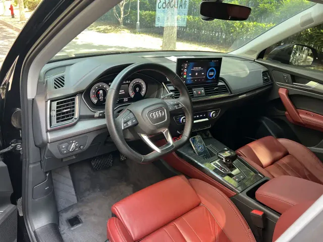 Audi Q5L — Фото автомобиля 4