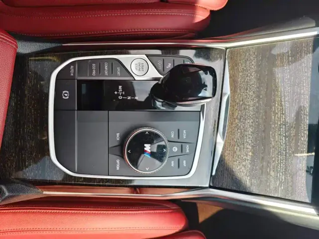 BMW 3 Series — Фото автомобиля 13