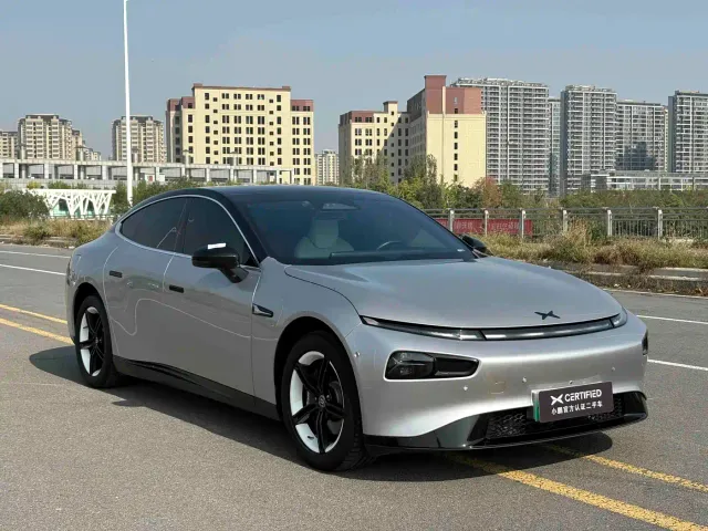 Xpeng P7 — Фото автомобиля 3