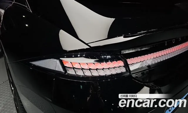 Hyundai Ioniq 6 — Фото автомобиля 8