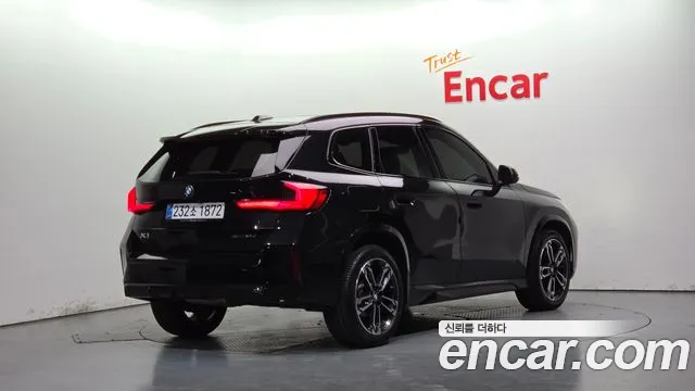 BMW X1 U11 — Фото автомобиля 2