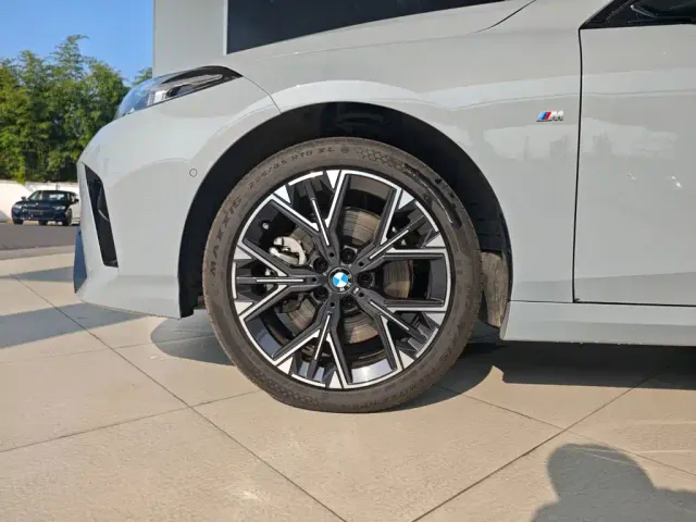 BMW BMW 2 Series 2025 225L M Sport Package — Фото автомобиля 14