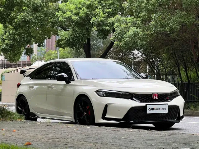 Honda Civic — Фото автомобиля 3
