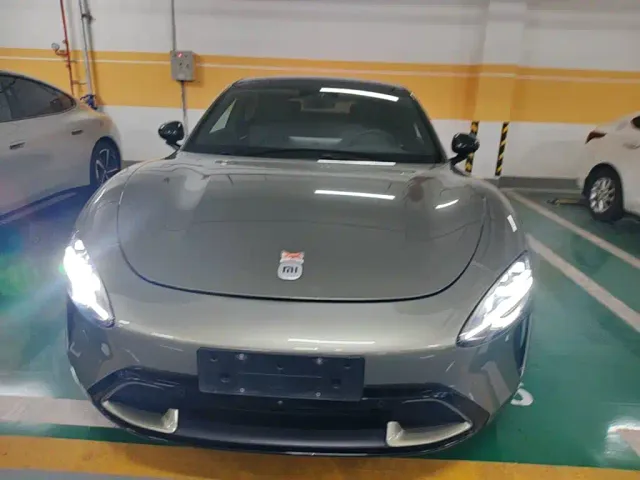 Xiaomi SU7 — Фото автомобиля 2