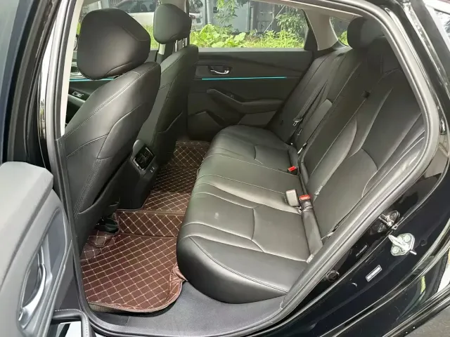 Honda Accord — Фото автомобиля 12