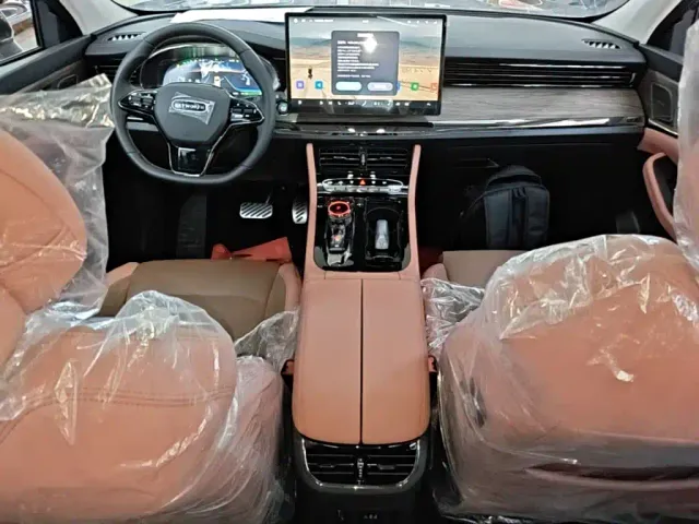 Skyworth Auto HT-i — Фото автомобиля 9