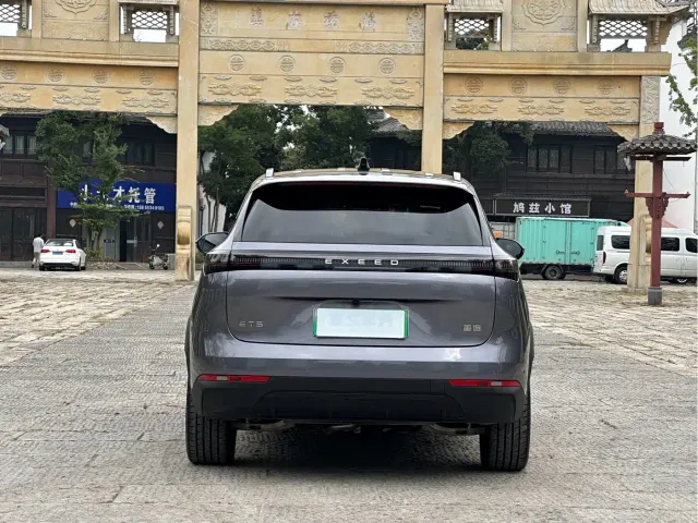 Exeed Starway E05 — Фото автомобиля 5