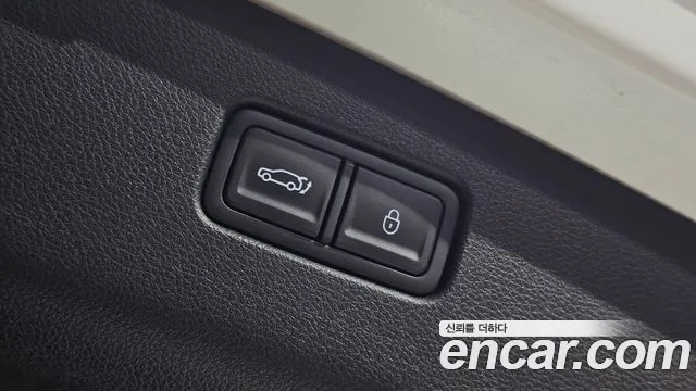 Genesis GV70 — Фото автомобиля 20