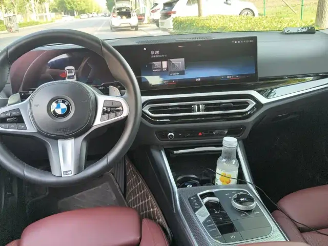 BMW 3 Series — Фото автомобиля 12