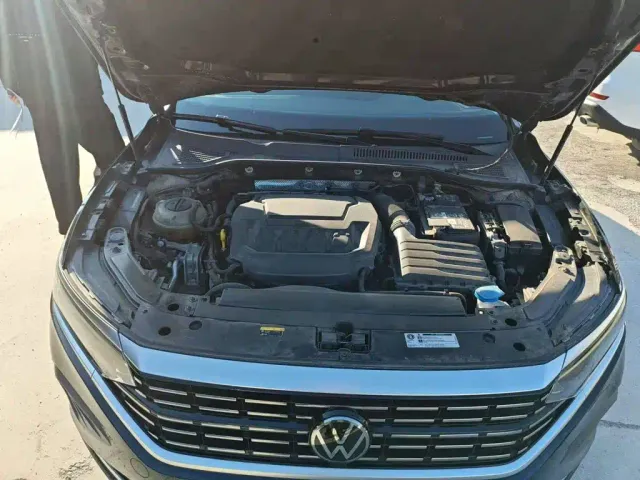 Volkswagen Passat — Фото автомобиля 3