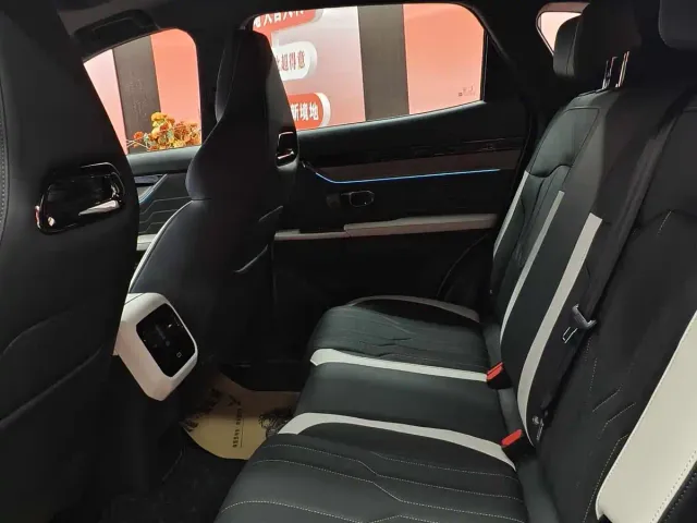 Jetour Shanhai L6 — Фото автомобиля 8