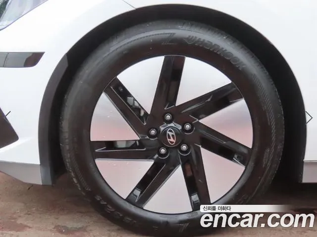 Hyundai Ioniq 6 — Фото автомобиля 20